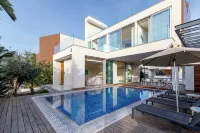 Seaview Luxury Villa Jacuzzi & Pool! 2 Min Beach - Villas