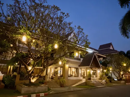 โรงแรมสวนสิน ล้านนา - โรงแรมราคาถูก