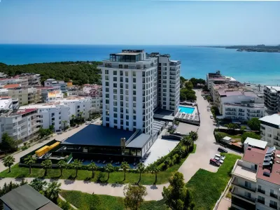 CITY POINT BEACH & SPA HOTEL