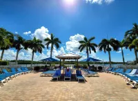 Barefoot Beach Resort Hotels in Indian Shores