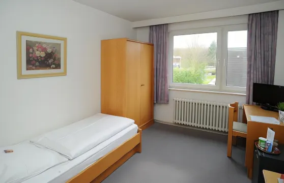 瓦爾德斯魯酒店