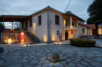 Rodami Hotels in Sirakon
