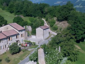 Sacreterre Bed&Breakfast e Agriturismo