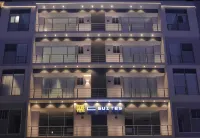 C Suites Hotels in Bahria Town
