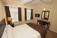 Dolphin SA1 Hotels in Swansea