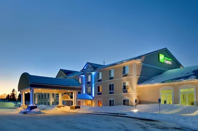 Holiday Inn Express & Suites Cadillac Hotels in Cadillac