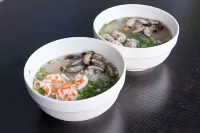 อากิระ พัทยา - พร้อมอาหารเช้า
