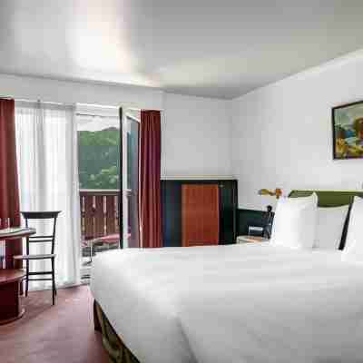 Experimental Chalet Rooms