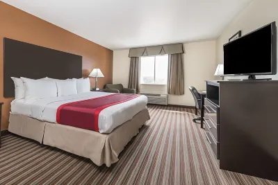 Days Inn & Suites by Wyndham Dallas Hotels in Dallas