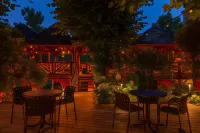 Les Etangs de Corot Hotel dekat Paroisse orthodoxe Notre Dame Souveraine de Chaville