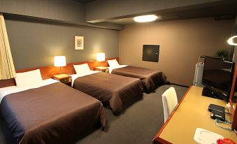 Hotel Livemax Budget Yokohama Tsurumi