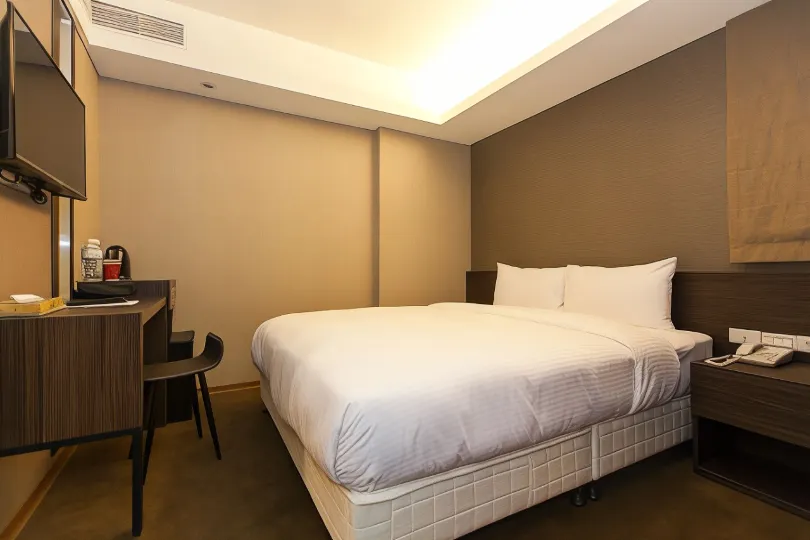 Fairytale YiSu Hot Spring Hotel