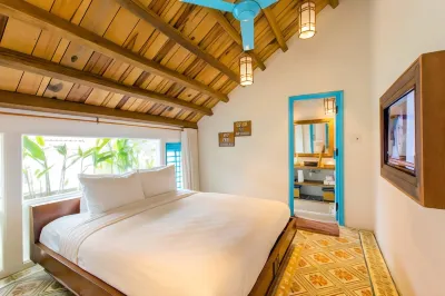 Life Beach Villa Hotels near An Bang Beach