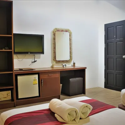 Freedom Kata Hotels near Surf House Phuket