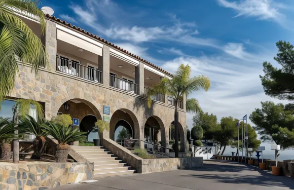 馬拉加吉布拉法羅酒店