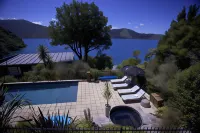 Bay Of Many Coves Resort Hotels in Bay of Many Coves