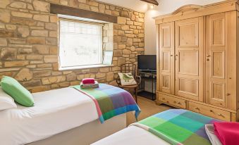 The Cowshed - Housity