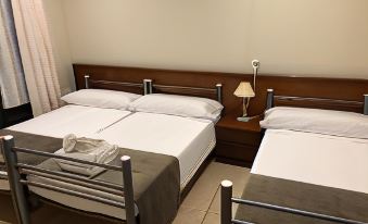 Hotel El Comendador - Housity