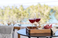 Eden Kythira Hotels in Diakofti