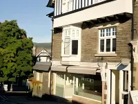 Monties Guest House - Adults Only Hôtels à : Bowness-on-Windermere