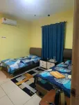 BentaraInn Roomstay @ Ulu Tiram 조파나 팜스테이 주변 호텔