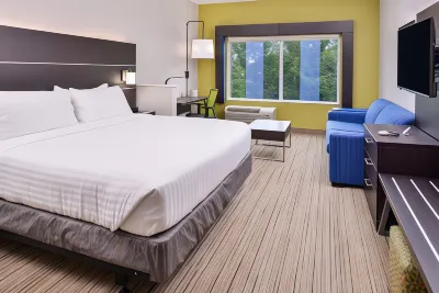 Holiday Inn Express Bethlehem Hotels near Barrow County Museum