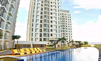 Condo in Mactan Newtown with Pool and Beach Access