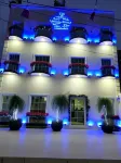 Royal Madero Inn Express Hotels near Central Melok S.A. de C.V.