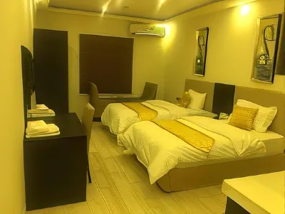 Nourth House ApartHotel 住宿飯店