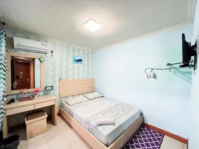 Fortuna Hotel Hotel dekat Perpustakaan UNJ
