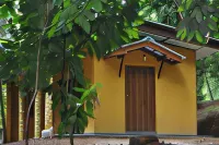 River Edge Bungalow Hotels near Malgammana Sri Naga Raja Maha Viharaya