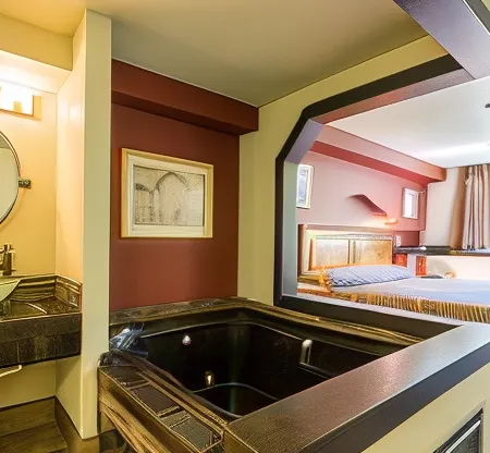 Bay City Inn