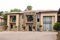 Letsatsing Lodge