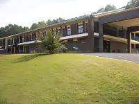 Lakeside Inn Hotels in Guntersville