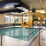 Super 8 by Wyndham Slave Lake AB Hotel di Slave Lake