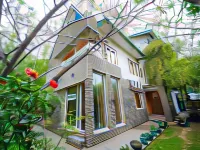 Hotel Mirage Hotels in Srinagar