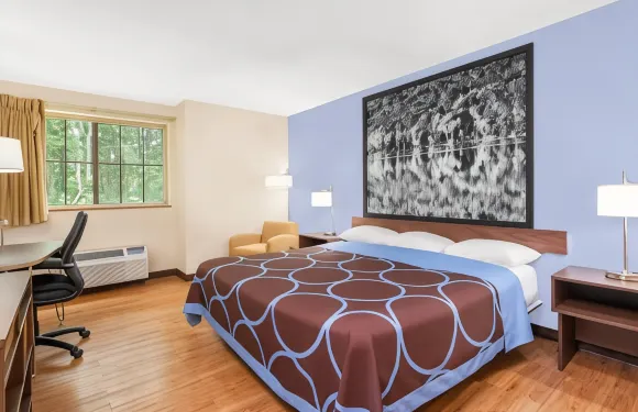 奧尼昂塔-庫珀斯敦速8酒店