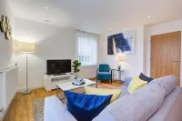 Hybrid Resi - Greenwich Отели в г. Гринвич