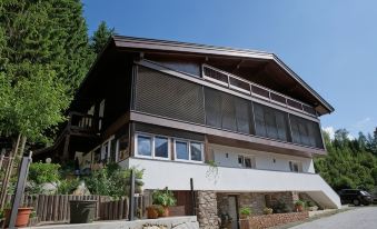 Penthouse Tauernfenster, Neukirchen