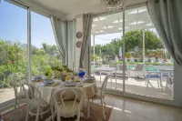 Group Villa with Direct Access to the Sea, Private Pool,Free wi-fi, Garden, BBQ