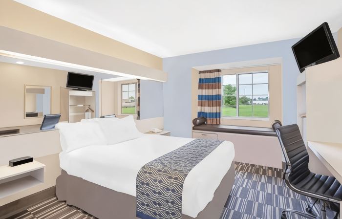 Microtel Inn & Suites by Wyndham Clear Lake