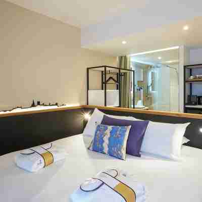 Mercure Avignon Gare TGV Rooms