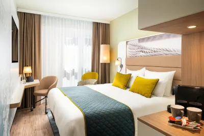 Leonardo Hotel Hamburg Altona Các khách sạn gần UCI KINOWELT Othmarschen Park
