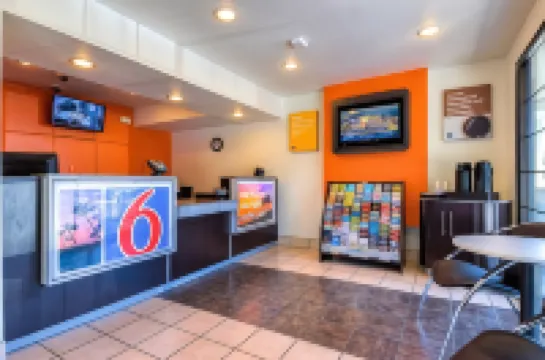 Motel 6 Pomona, CA - Los Angeles Hotels in Pomona