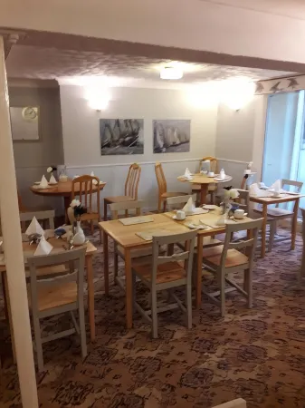 Dorset Hotel, Isle of Wight Отели рядом с достопримечательностью «Сивью Уайлдлайф Энкантер»