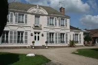 Clos Saint Nicolas Hotels in Grosrouvre