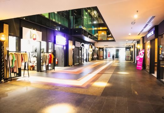 Homi Oasis at KK Times Square 외부 전경 이미지