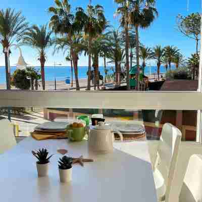 Costaoro Dining/Meeting Rooms