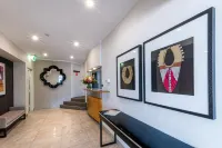 Goldsborough Place Apartments Hotels in Teneriffe