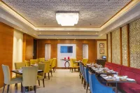 Golden Sarovar Portico - 朝食